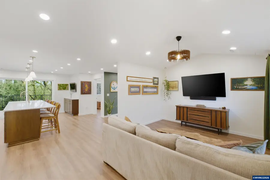 8291  Macleay Rd SE, Salem, OR 97317 - Image #2