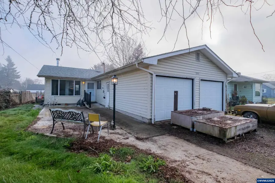 1247  1st Av, Sweet Home, OR 97386 - #3