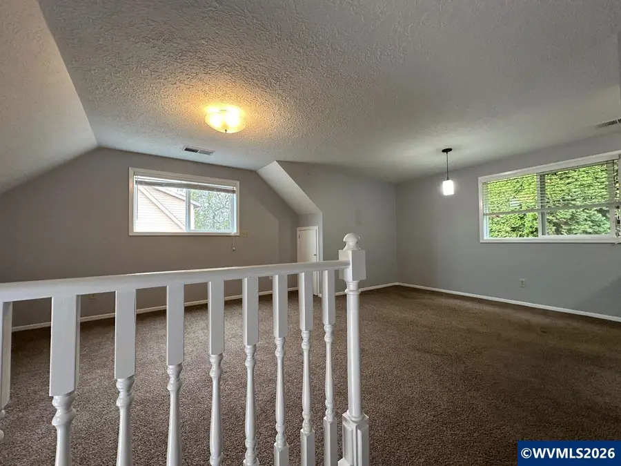 3027 NE D St, Salem, OR 97301 - #3