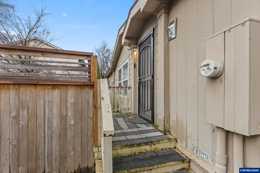 12323 SE Holgate Bl, Portland, OR 97236 - Image #2