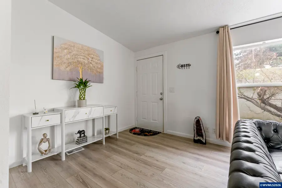 12323 SE Holgate Bl, Portland, OR 97236 - Image #3