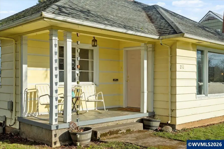 210 SE Clay St, Dallas, OR 97338 - #3