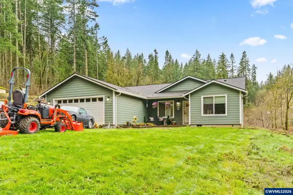 38160  Franklin Butte Bl, Scio, OR 97392