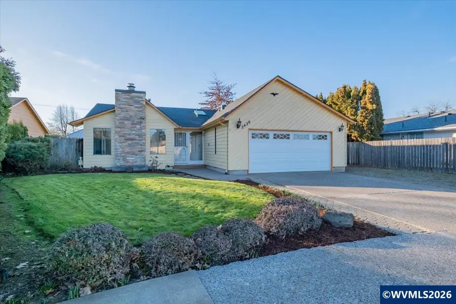 2420  Railroad Ct SE, Albany, OR 97322 - Image #2