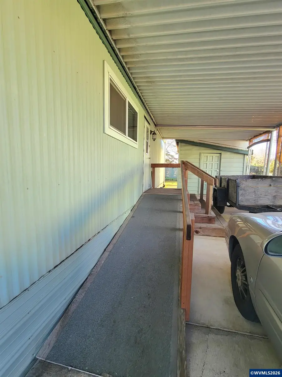 1199 N Terry #309 St, Eugene, OR 97402 - #3