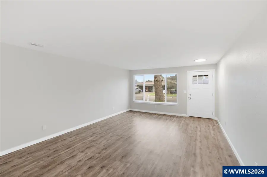 3669  Tudor Wy SE, Albany, OR 97322 - Image #2