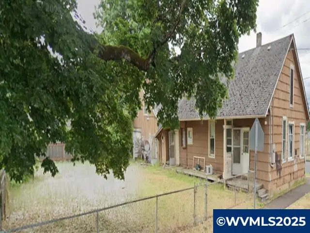 596  14th St SE, Salem, OR 97301 - #3