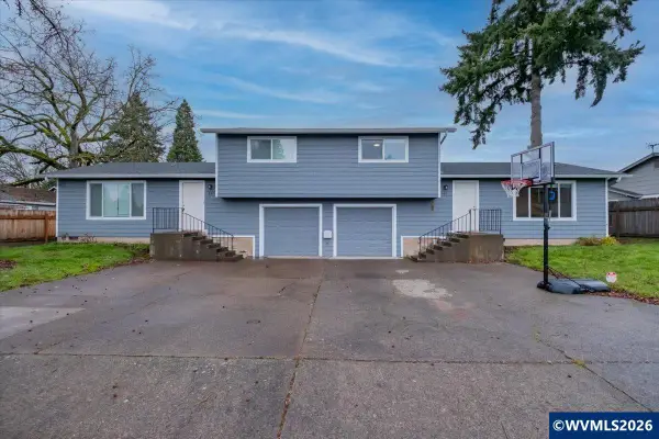 137  Tanglewood (-141) Dr, Jefferson, OR 97352