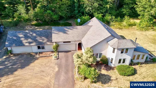 41715  Miles Ln, Lebanon, OR 97355