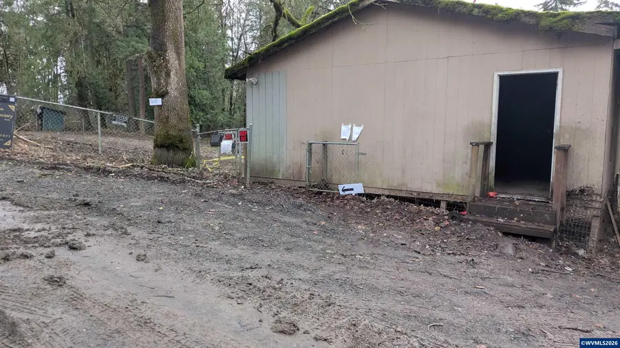 16150 S Riverview Rd, Molalla, OR 97038 - Image #2