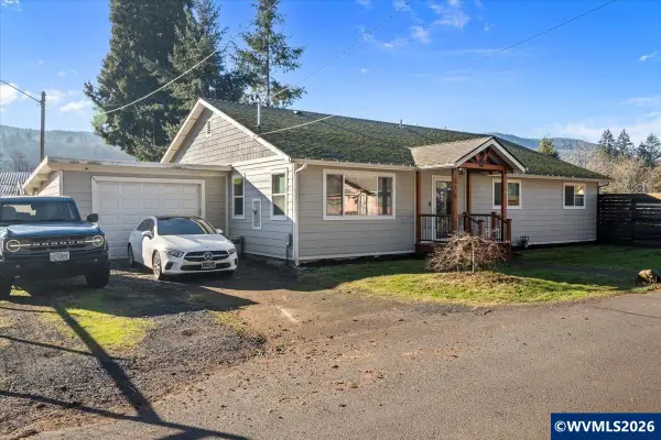 636  Birch St, Lyons, OR 97358