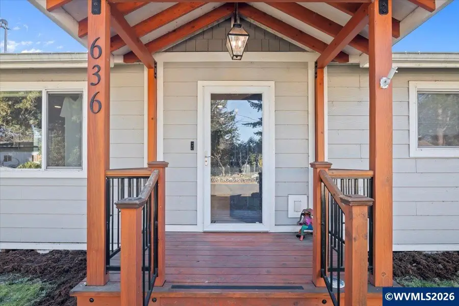 636  Birch St, Lyons, OR 97358 - Image #3