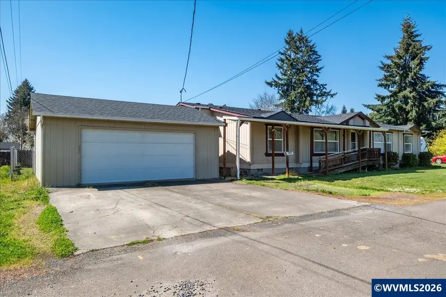 1184  27th Av, Sweet Home, OR 97386 - #3