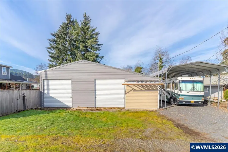 817  Main St, Lyons, OR 97358 - Image #2