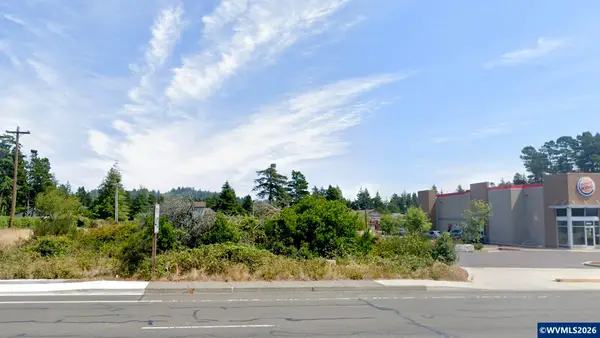 3590  Hwy 101 Hwy, Florence, OR 97439