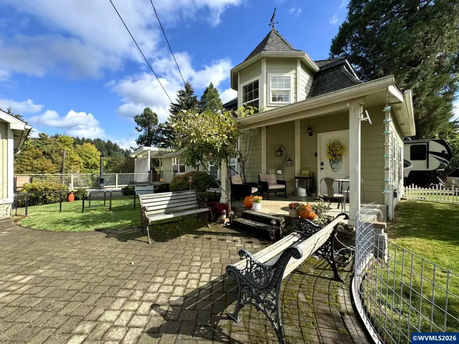 260 S Main St, Falls City, OR 97344 - Image #2