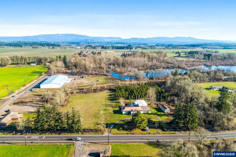 35113  Brewster Rd, Lebanon, OR 97355 - #3