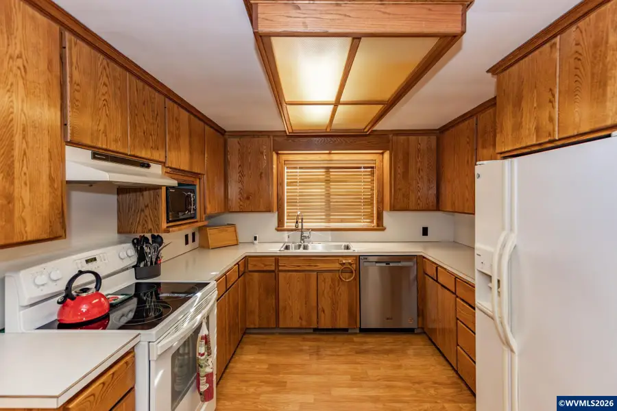 395  Berry St, Lebanon, OR 97355 - Image #3