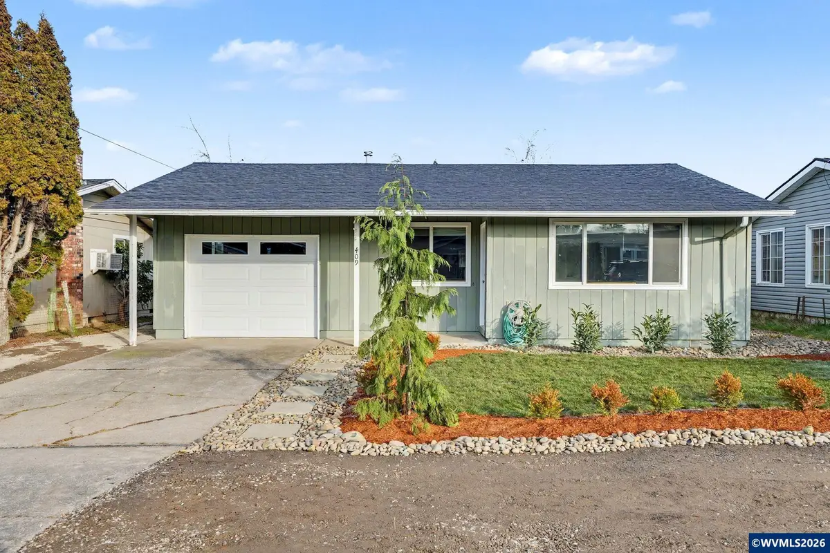 409  Washington St, Silverton, OR 97381 - #1