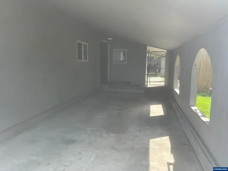 1122  28th Av SE, Albany, OR 97322 - Image #2