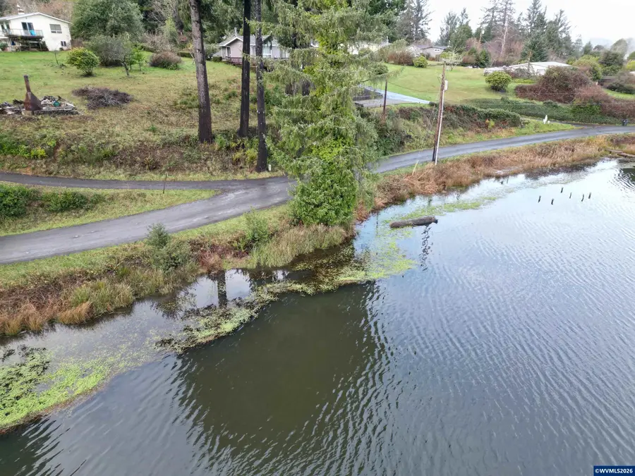 1200 SE Nelson Wayside Dr, Waldport, OR 97394 - Image #3