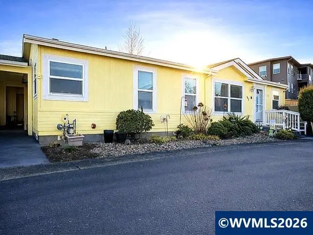 642  Royalty Cir NE, Salem, OR 97301 - Image #1