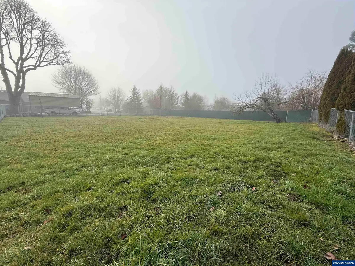 210 S 2nd (Next to) St, Carlton, OR 97111 - #1