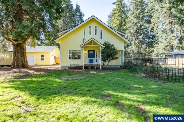 28484  Santiam Hwy, Sweet Home, OR 97386