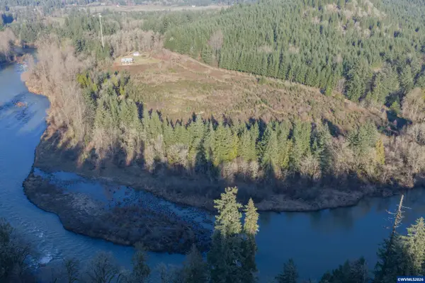 27914  Walkerwood Ln, Sweet Home, OR 97386