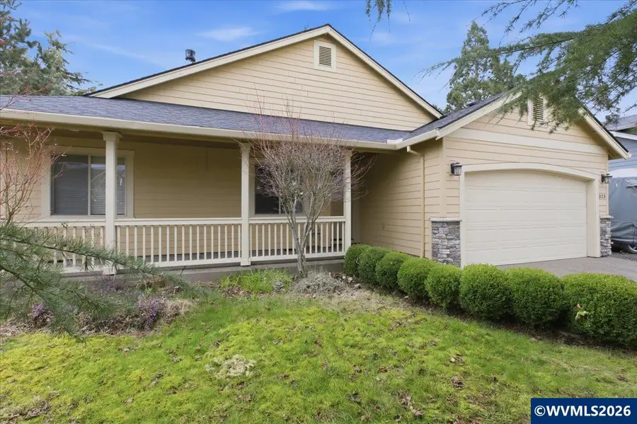 323  Lydia Ln, Lebanon, OR 97355 - Image #3