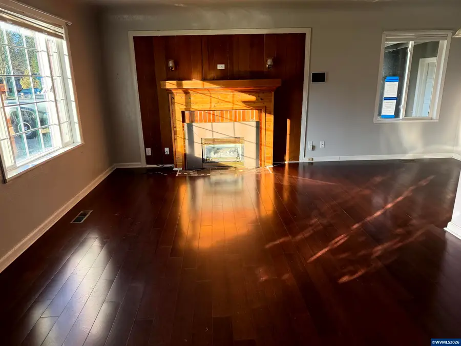 591  Wayne Dr N, Keizer, OR 97303 - #3