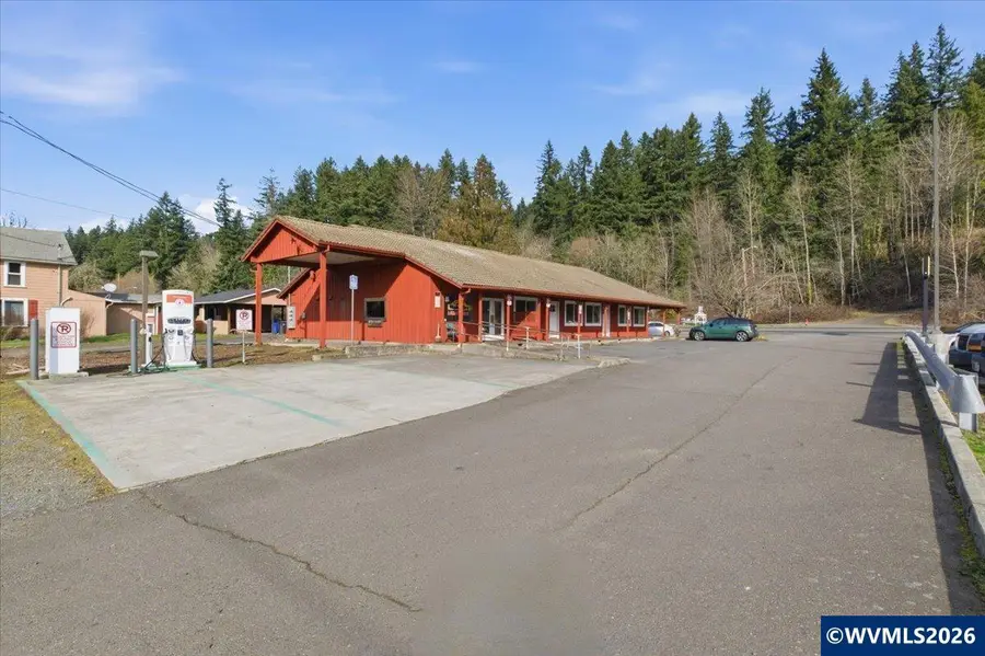 300 NW Santiam Bl, Mill City, OR 97360 - #3