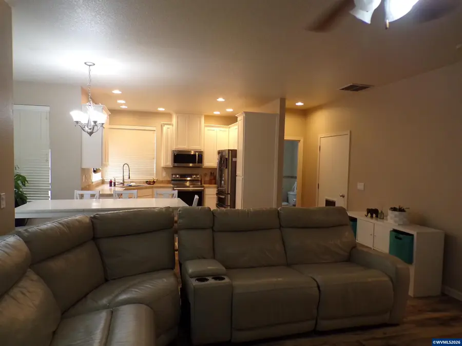 2542  Baines Blvd, Hubbard, OR 97302 - #3