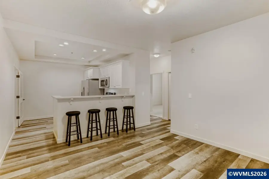 856 NE wheelock Pl, Hillsboro, OR 97006 - Image #3