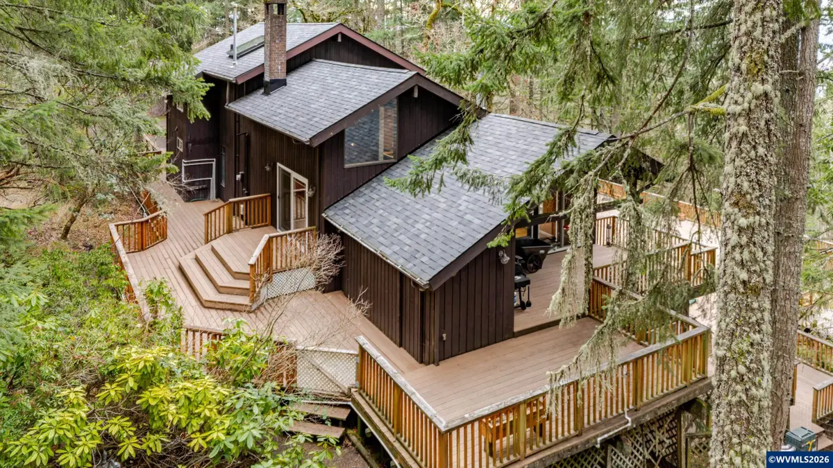 1622 NW Ribier Pl, Corvallis, OR 97330 - Image #1