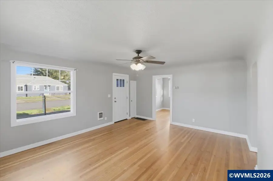 750 E Oak St, Lebanon, OR 97355 - #3