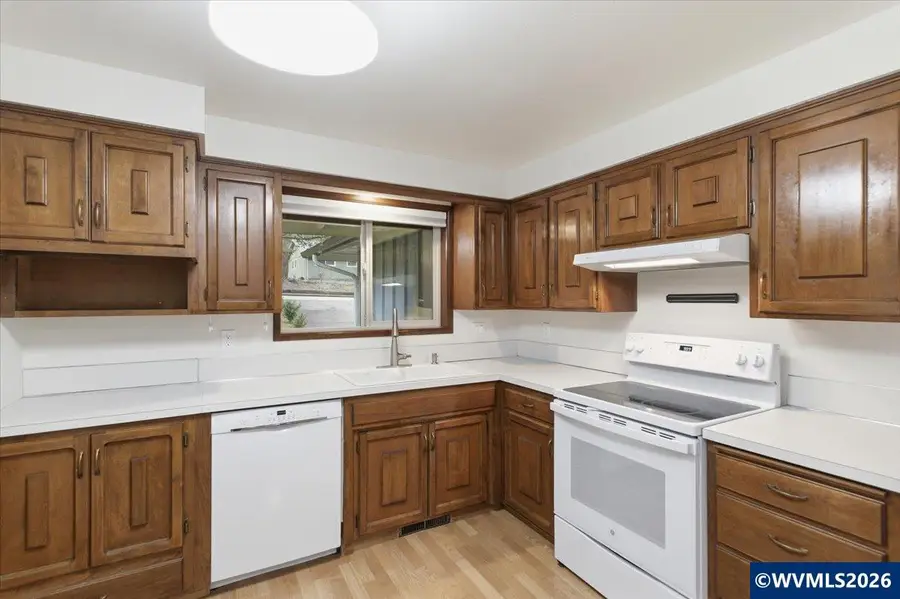 2225 NW Estaview Cir, Corvallis, OR 97330 - Image #3