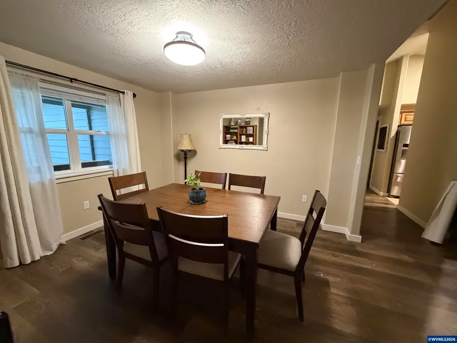 2921 NW 19th St, Redmond, OR 97756 - #3