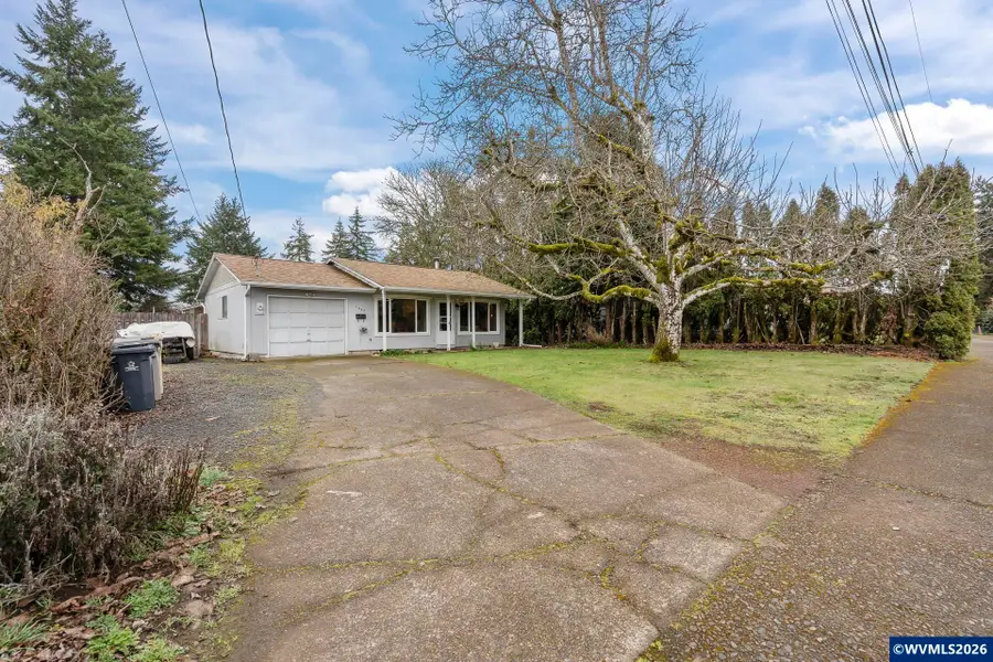 1562 SW Levens St, Dallas, OR 97338 - #3