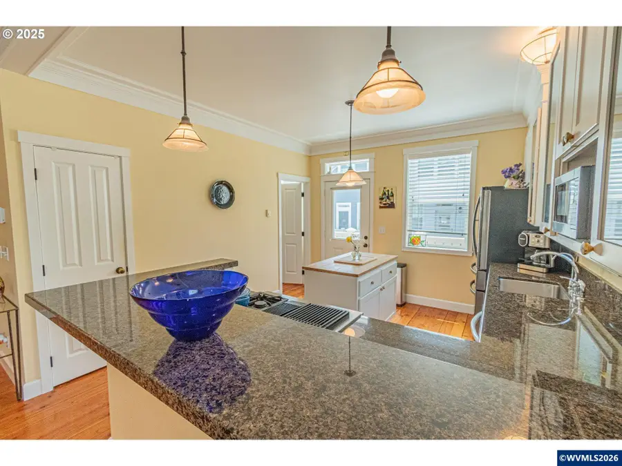 319  Kinnikinnick Wy, Depoe Bay, OR 97341 - Image #2