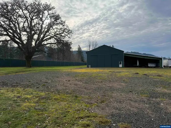 2240  Apple Lp, Lyons, OR 97358