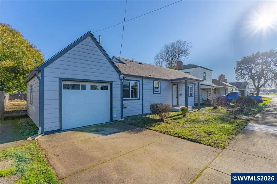 1425  Calapooia St SW, Albany, OR 97321 - #2