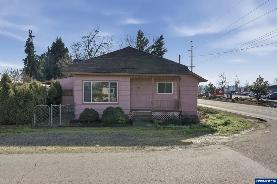 108 W 1st St, Canby, OR 97013 - #2