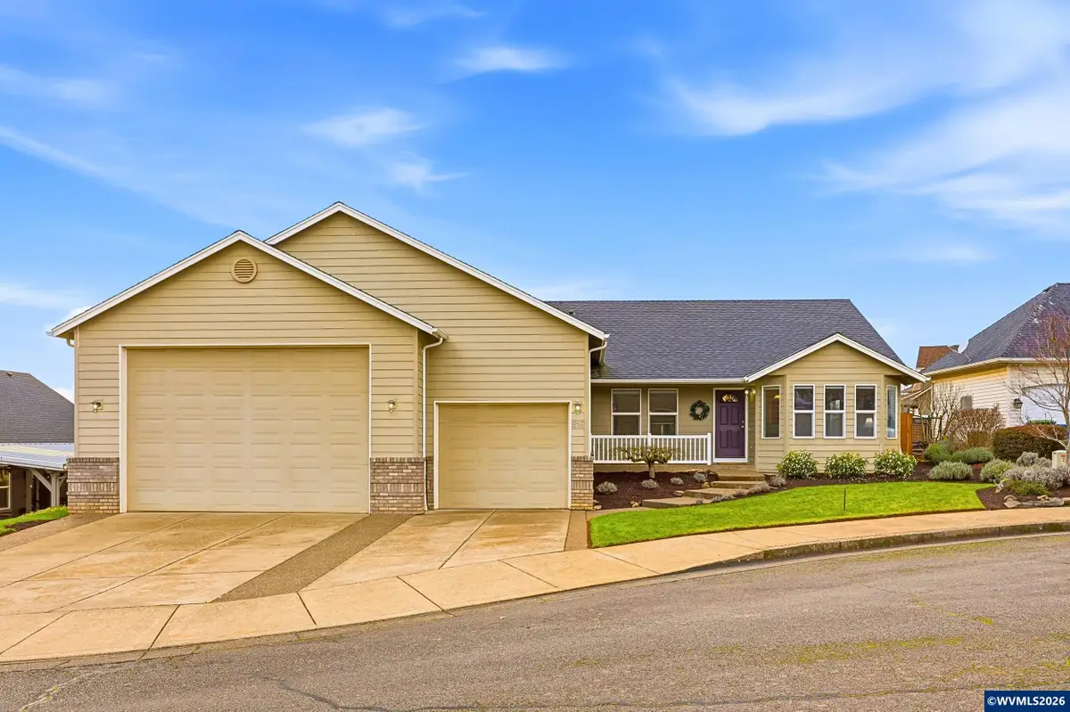 515 NW Hartmann Pl, Sublimity, OR 97385 - #1