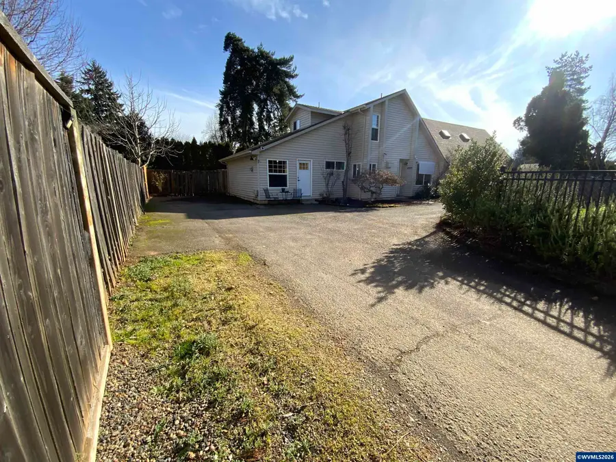 414  Boone SE Rd, Salem, OR 97306 - Image #2