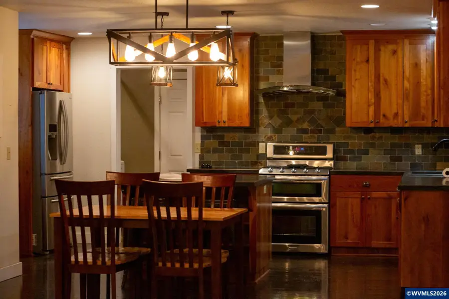 435  14th St, Lyons, OR 97358 - #3