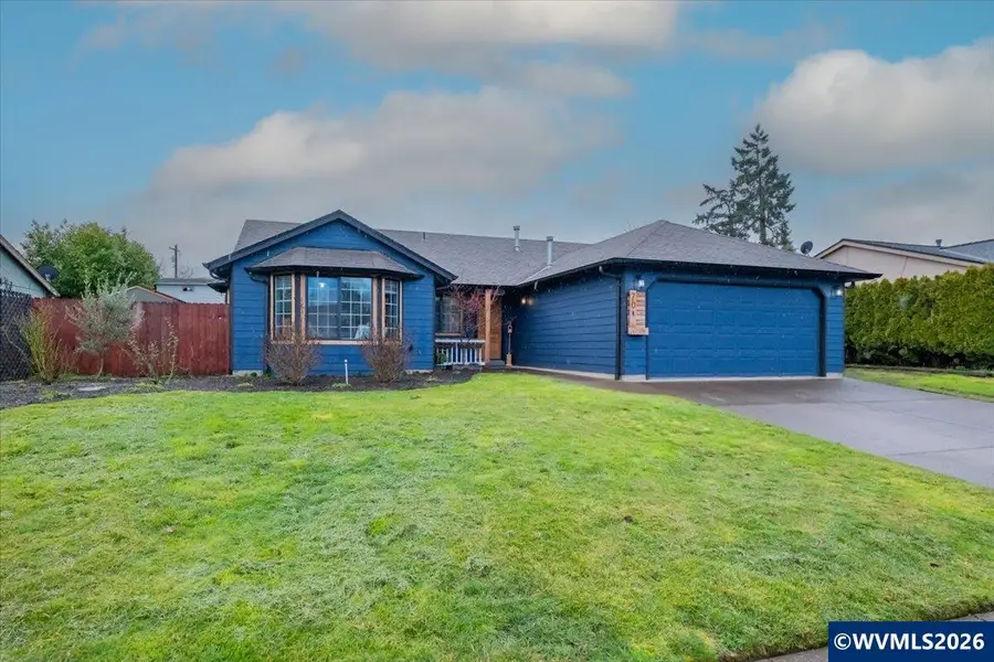 701 SE Juniper Av, Dallas, OR 97338 - #2