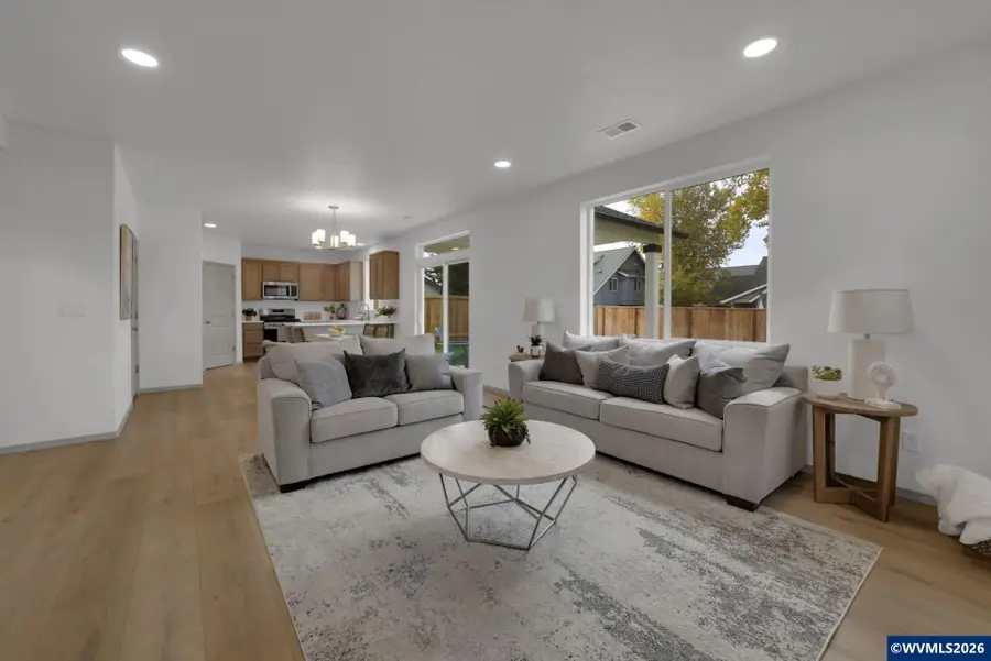 3201 S 13th St, Lebanon, OR 97355 - #2