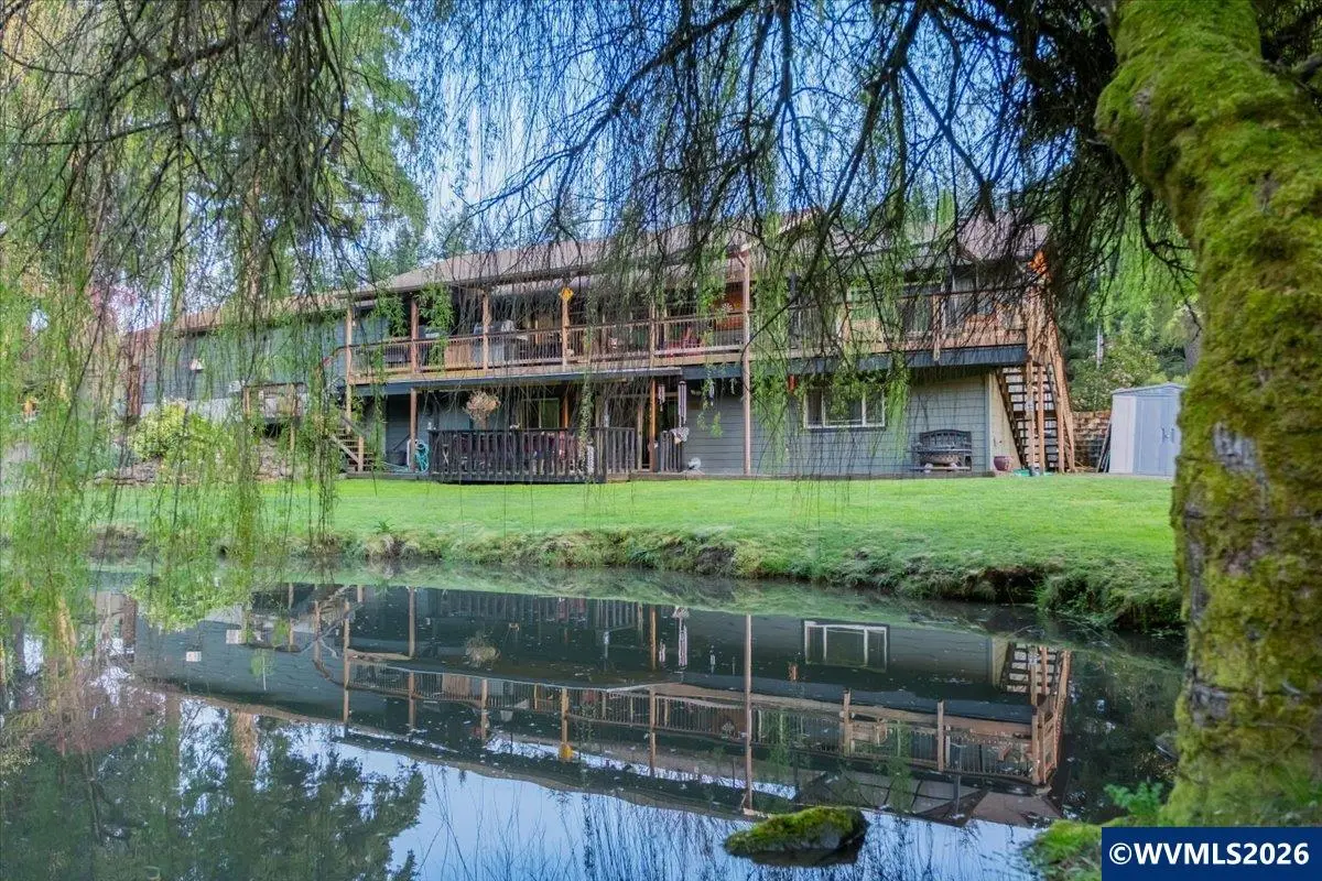 42801  Island Inn Dr, Lebanon, OR 97355 - #1