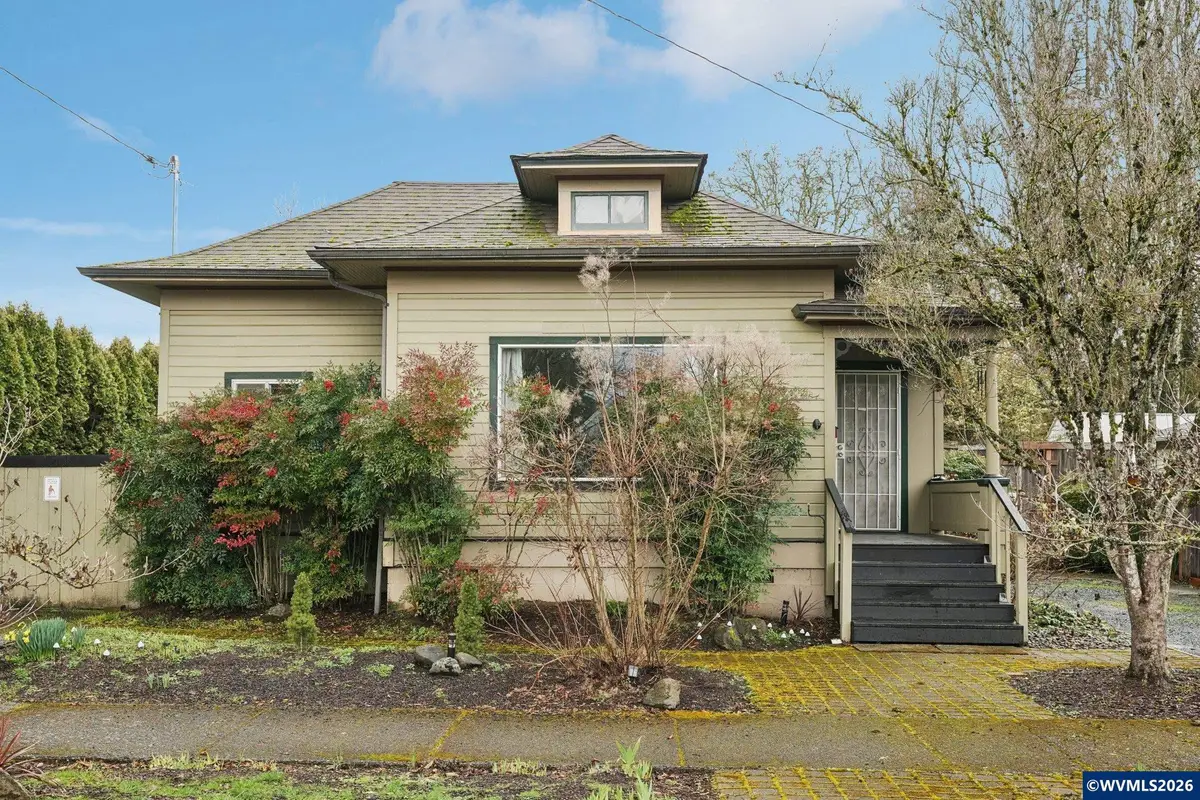 1051 SW Ellis St, Dallas, OR 97338 - #1